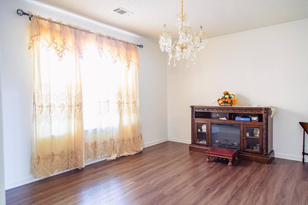 Castle Comfort Ellenwood Экстерьер фото